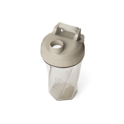 YETI Yonder® 20 oz (591 ml) Shaker Bottle Cape Taupe