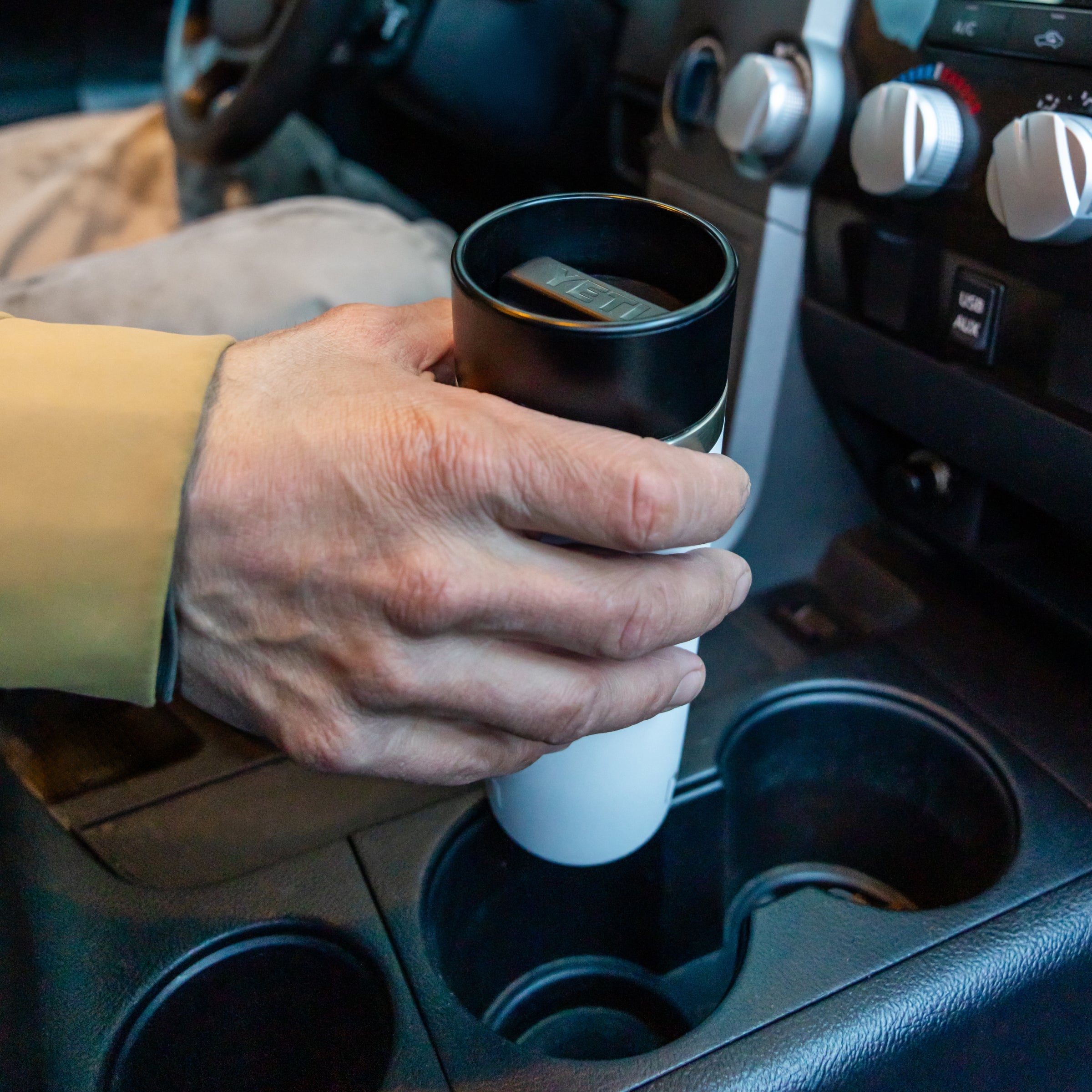 YETI Rambler 16oz Travel Bottle Cupholder Compatible
