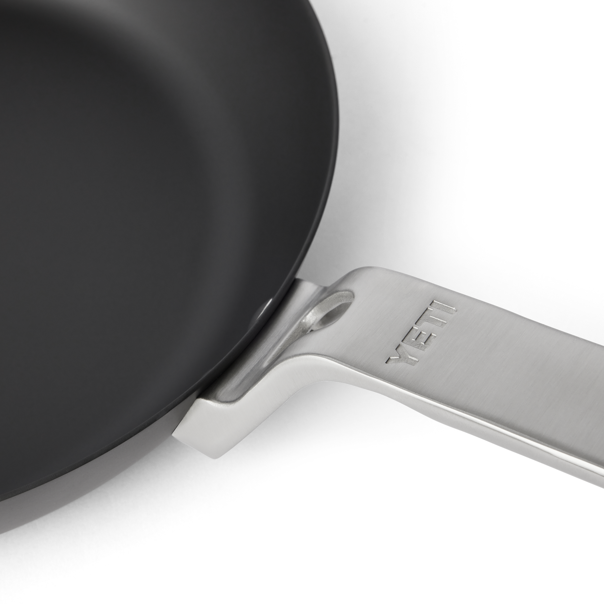 YETI™ 10 Carbon Steel Pan