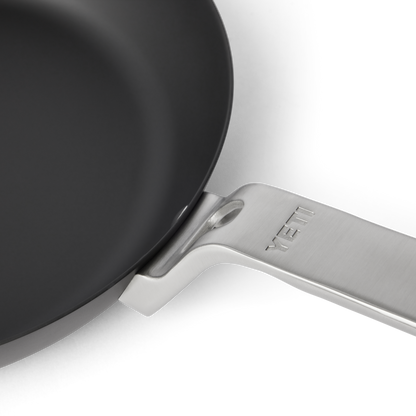 YETI™ 10 Carbon Steel Pan