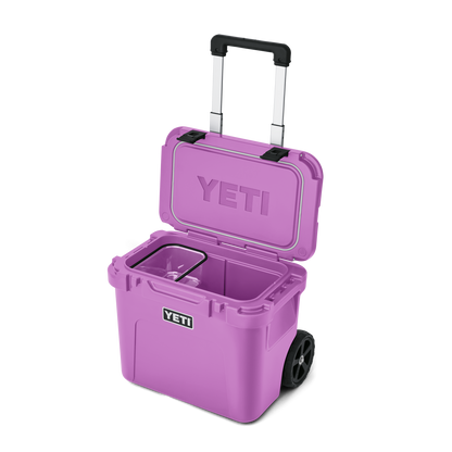 YETI Roadie® 32 Wheeled Cool Box Desert Bloom