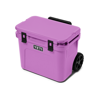 YETI Roadie® 32 Wheeled Cool Box Desert Bloom