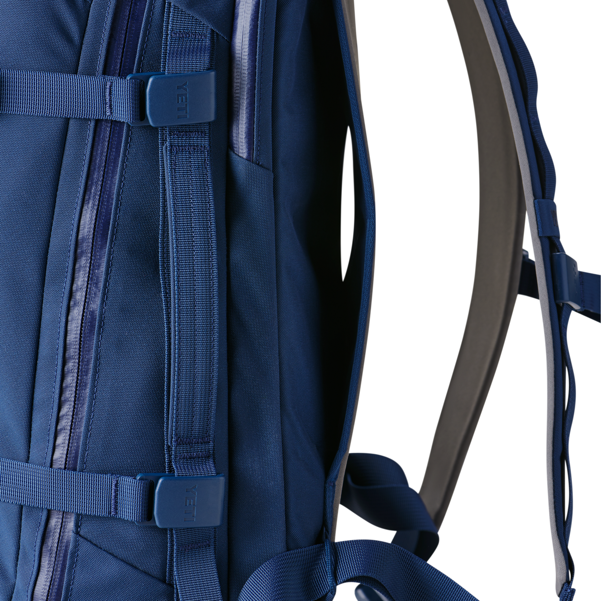 YETI Crossroads® 27L Backpack Navy
