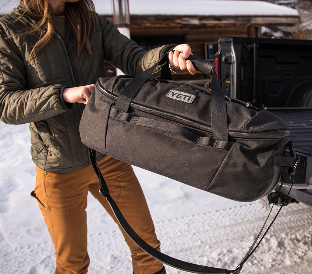 Yeti duffel review top