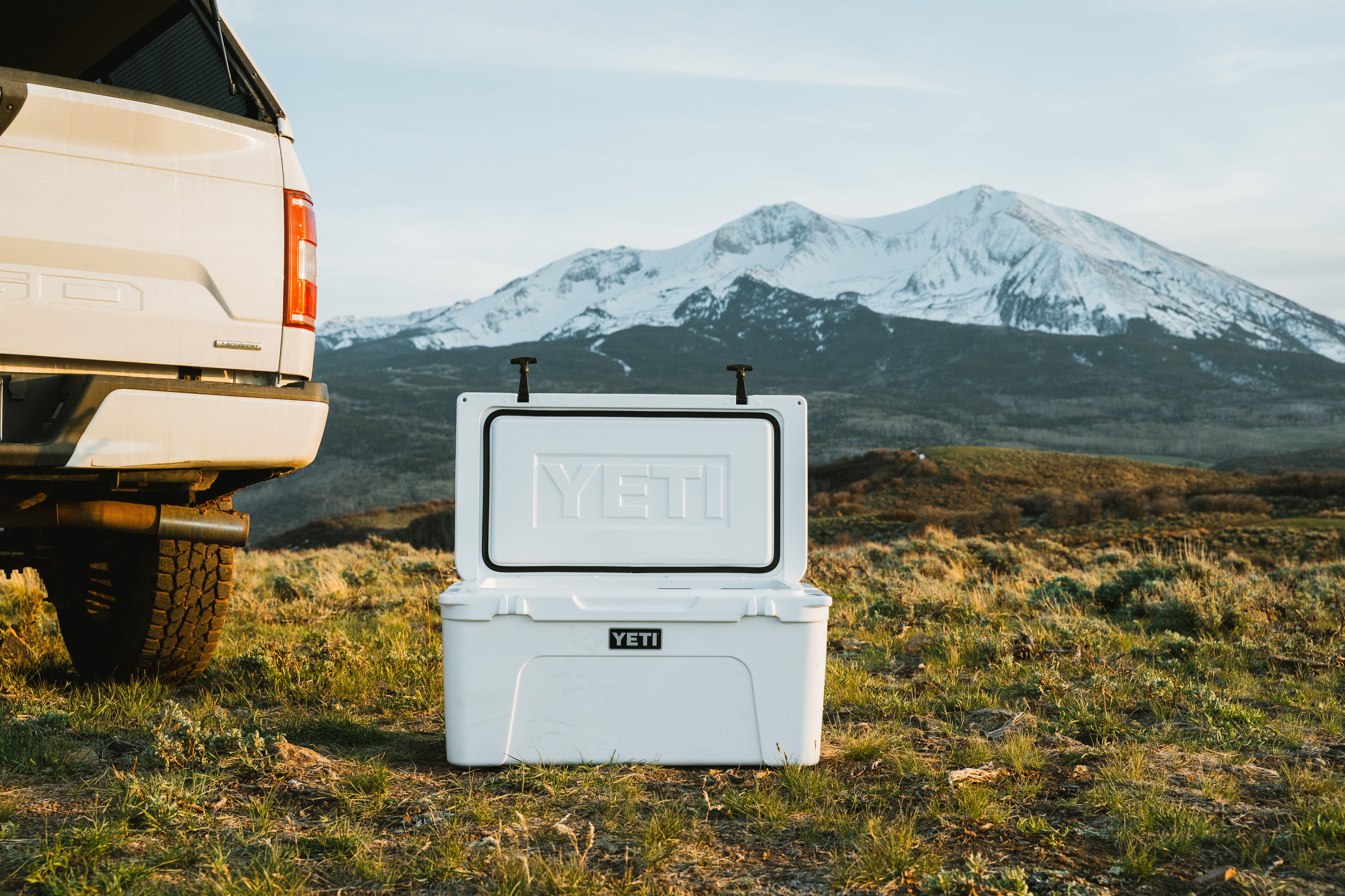 YETI Tundra® 35 Cool Box – YETI UK LIMITED
