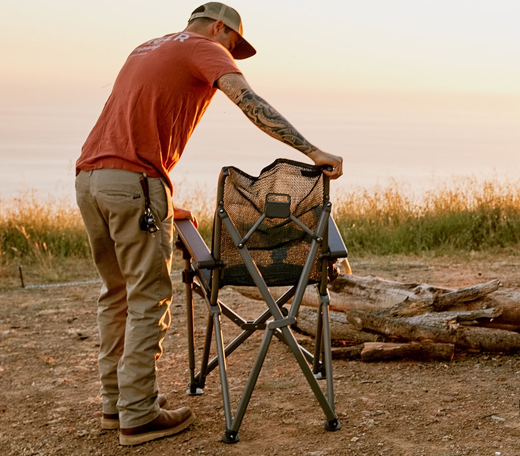 Yeti store camp chairs