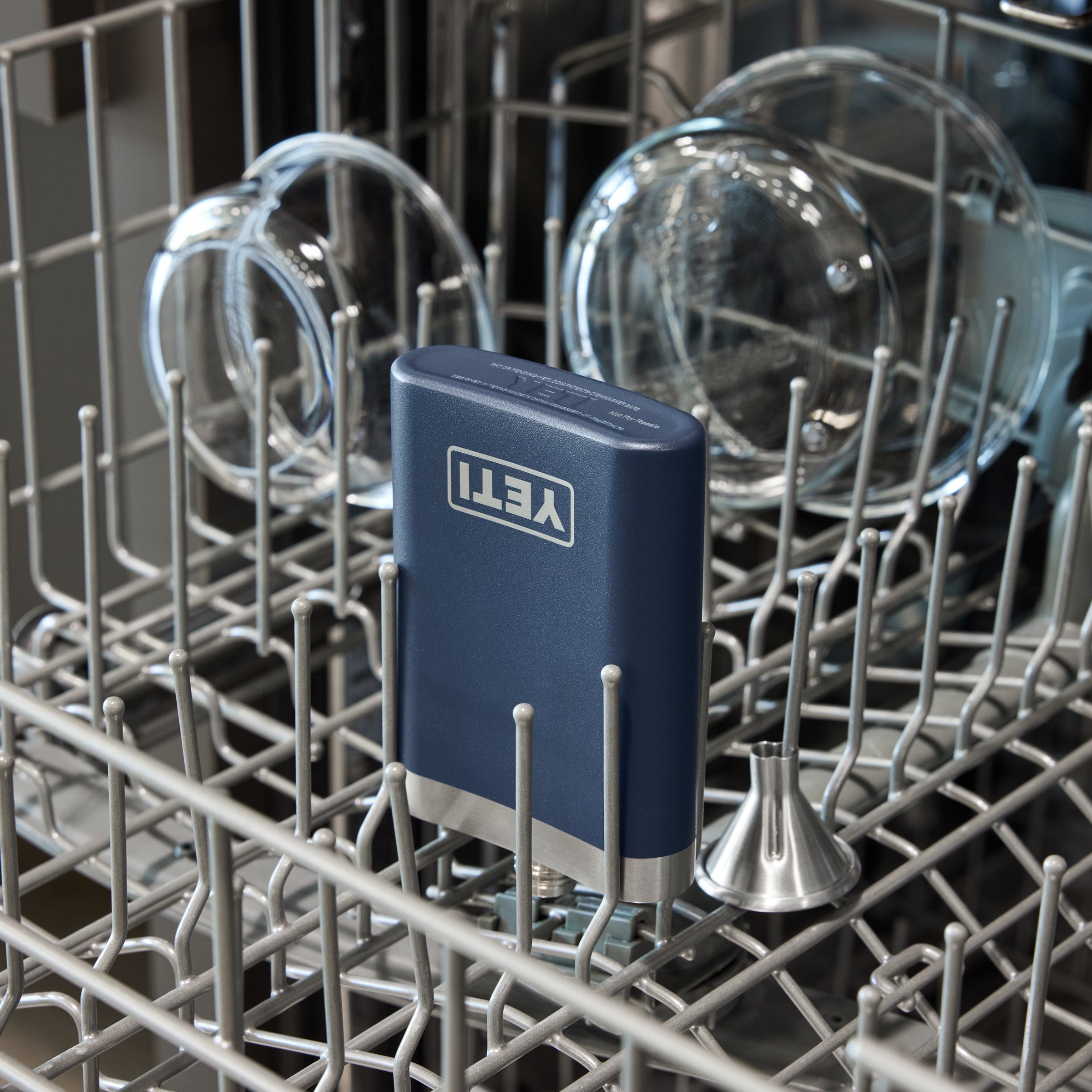 YETI Flask Dishwasher Safe