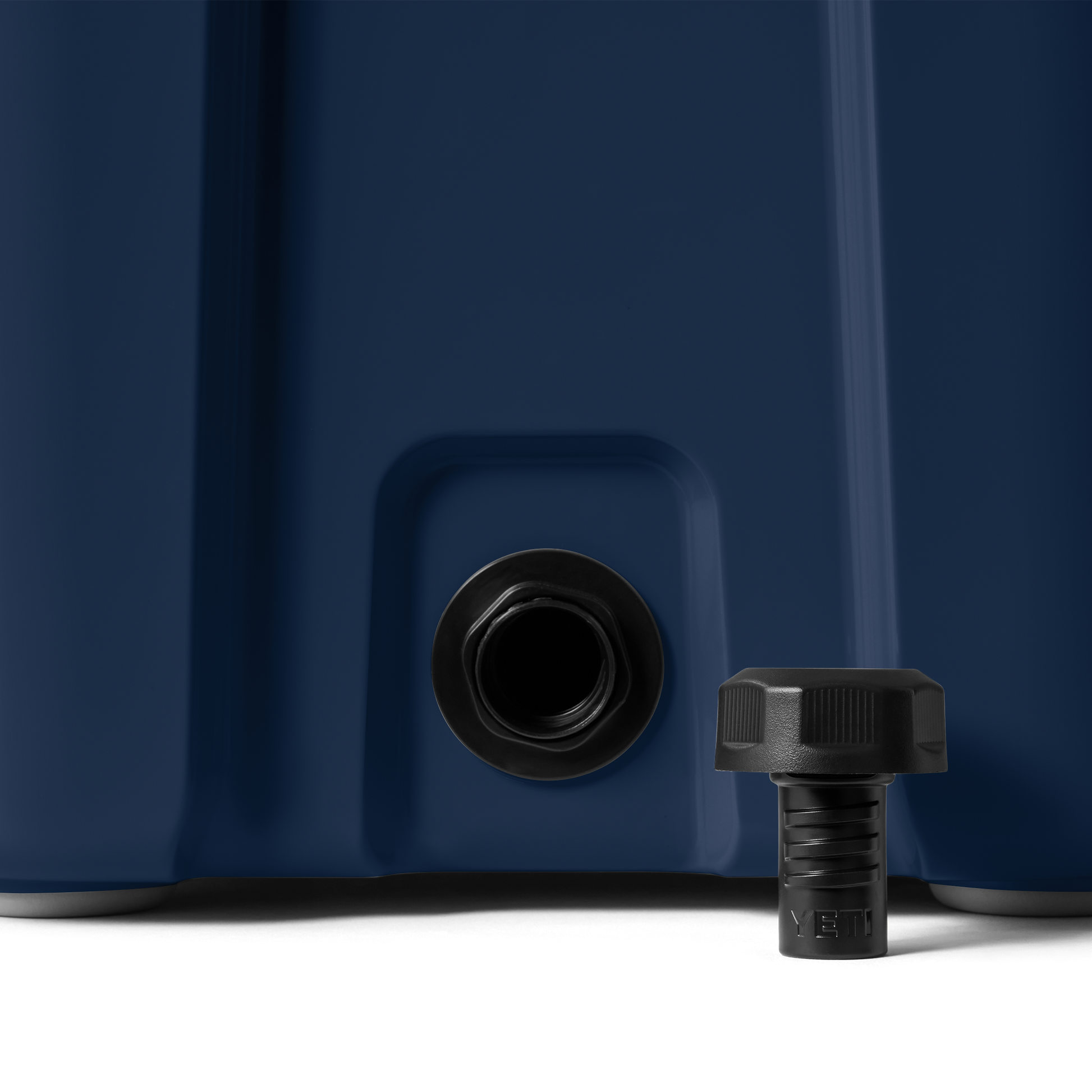 YETI Roadie® 24 Cool Box Navy 