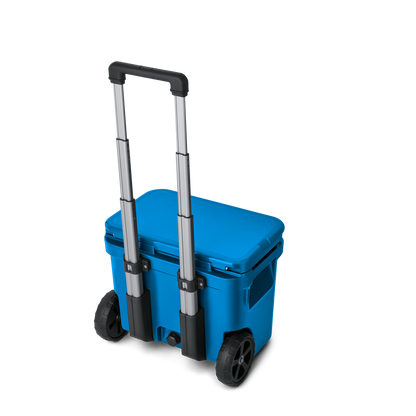 YETI Roadie® 32 Wheeled Cooler Big Wave Blue