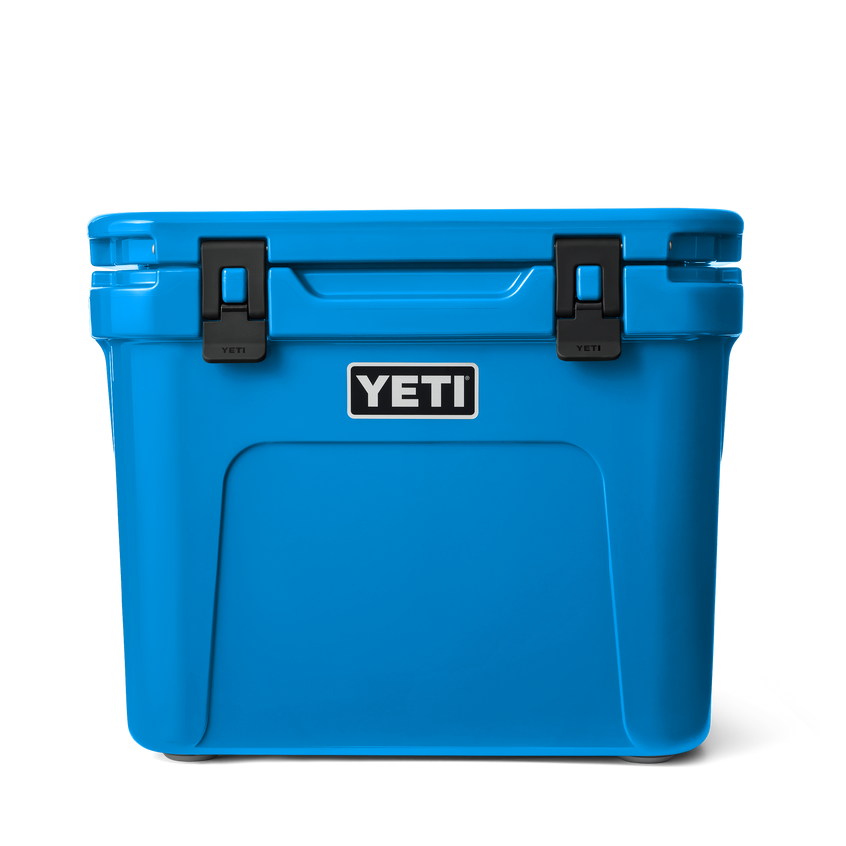 YETI Roadie® 32 Wheeled Cooler Big Wave Blue